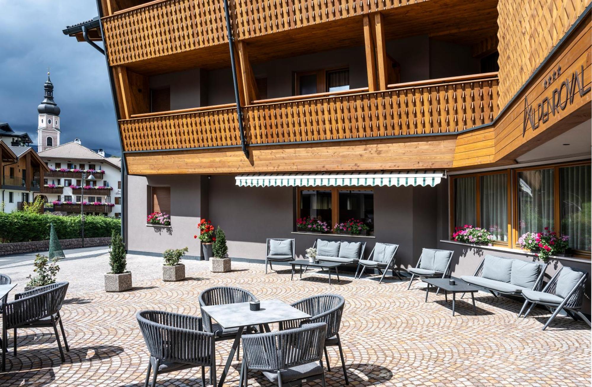 Hotel Alpenroyal Castelrotto Exterior photo